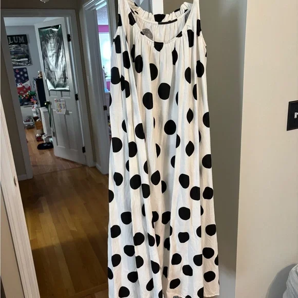 Tabitha Brown for Target Black and White scoop back dress - Picture 3 of 4